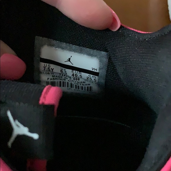 Nike sneakers - Picture 3 of 4